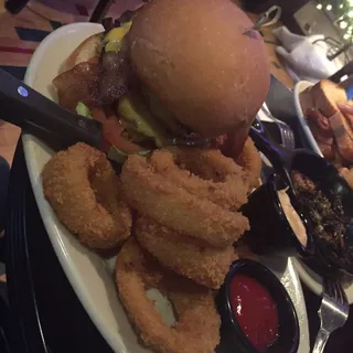 Deluxe BBQ Burger