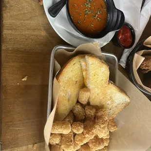 Grilled cheese and Tomato Bisque