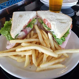 Club Sammich