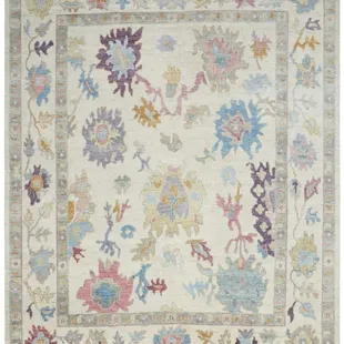 899 AA Winter White/Pastels
Hand Knotted Area Rugs
RoomOfRugs.com