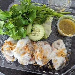 Steamed rice rolls with ground pork and mushroom $8