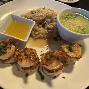 Shrimp and scallops
