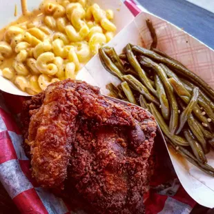 1/4 Bird Fried Chicken Meal // Served with two sides