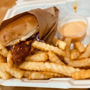 This is the medium spice slider! The perfect heat indeed!