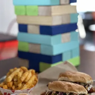 2 slider and fries