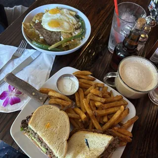Roosters Burger