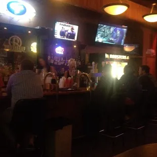 No greets, no drinks, no service. Apparently they think $comes easy.