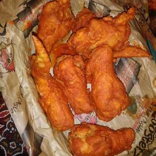 Traditional wings with donkey sauce