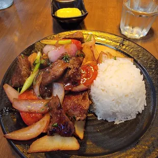 Lomo Saltado