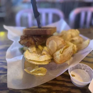 Tennessee Texas hot sandwich with potato chips - chips were good. But sandwich was not flavorful or spicy