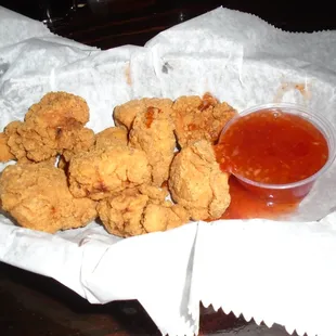 Boneless chicken wings with dipping sauce - disappointing.