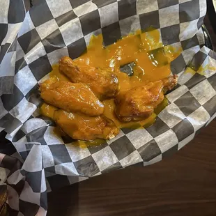 poultry, fried chicken wings, chicken wings and fried chicken, chicken wings, fried chicken, chicken, food, bbq chicken, bbq wings