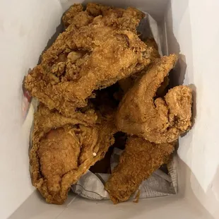 Eight Piece Mixed Meal basket (take out only)