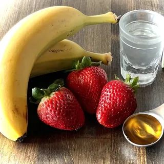Strawberry Sunrise Smoothie
