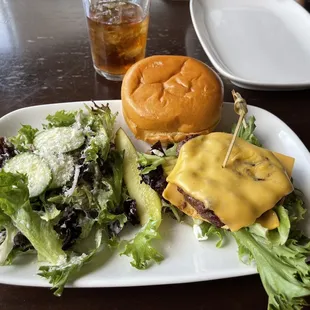 Cheeseburger with Side Salad