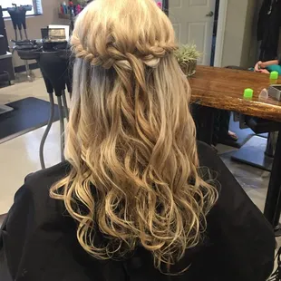 By stylist Lindsey E.