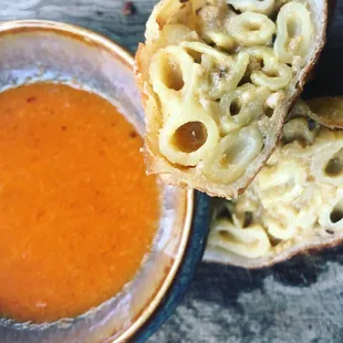 Smoked Mushroom Mac n Cheese Veggrolls