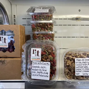 Granola, energy bites