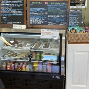 Front desk area where you order.