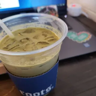 Strawberry Matcha Latte Iced