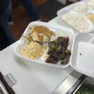 Mix plate kalbi ribs and loco moco withe the famous Mac salad!