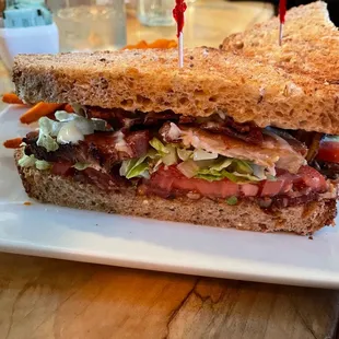 BLT