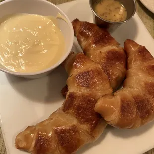 Pretzel Croissant Appetizer