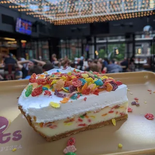 Fruity Pebbles Cheesecake