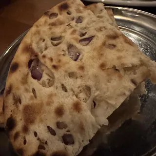 Onion Naan (V)