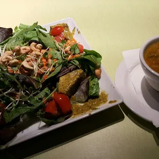 Valley view salad, no onion. Soup of the day, curried vegetable. Hit the spot!