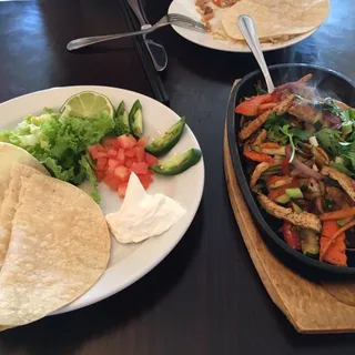 Roots Fajita