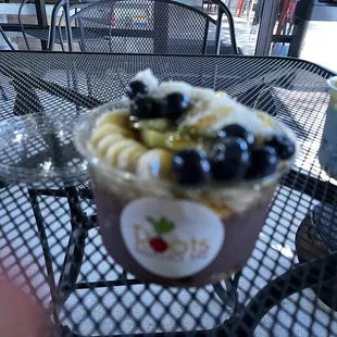 The Islander with added blue berries and Açaí base