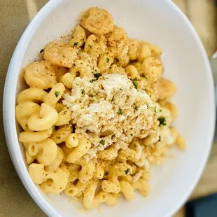 Seafood Mac n cheese (not the real name)