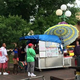 Roque's famous cart on the plaza. Santa Fe, NM.