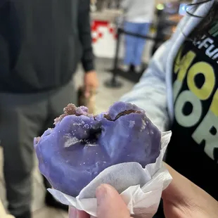Ube cake donut 5/5