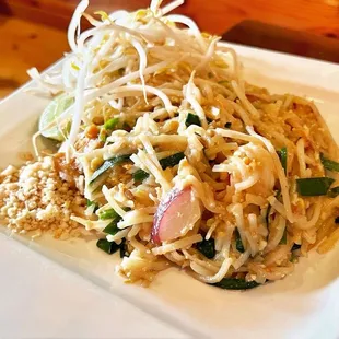 a plate of noodles