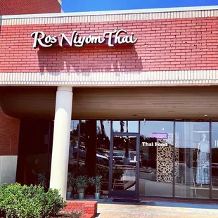 the front of the restaurant