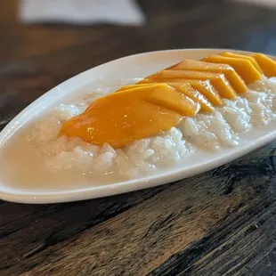 Mango sticky rice