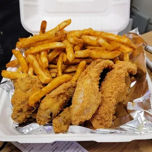 Fish n Chicken Platter