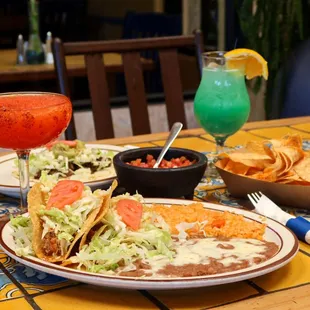 mexican food and drinks