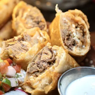 Birria Chimichangas (Los Favoritos).