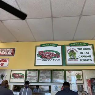 ramen and noodles, interior