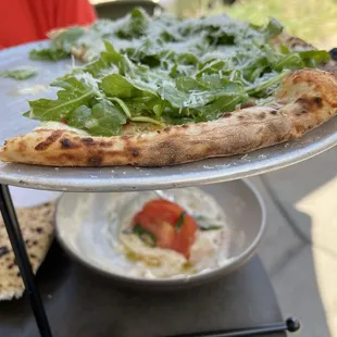 Bianca pizza and burrata dip