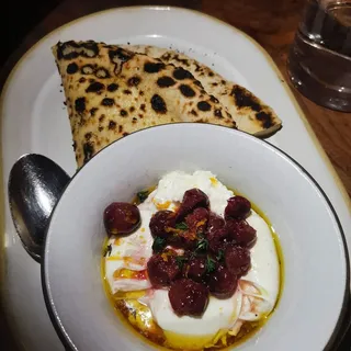 Burrata Grapes