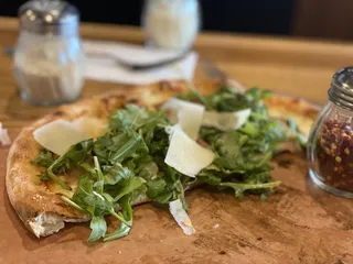 Mandolas Italian Kitchen - Jacksonville