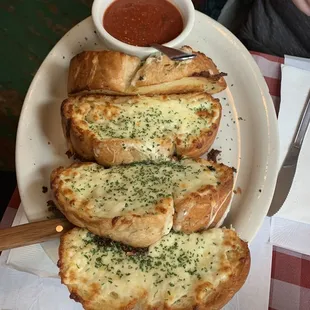 Deluxe garlic bread