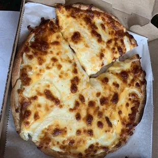 Perogie pizza