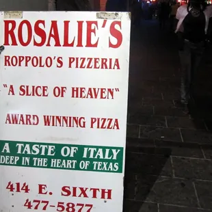a sign for roppolo's pizzeria