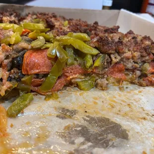 Specialty pizza - every topping (Large)