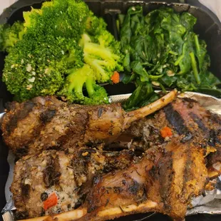 Lamb chops and veggies